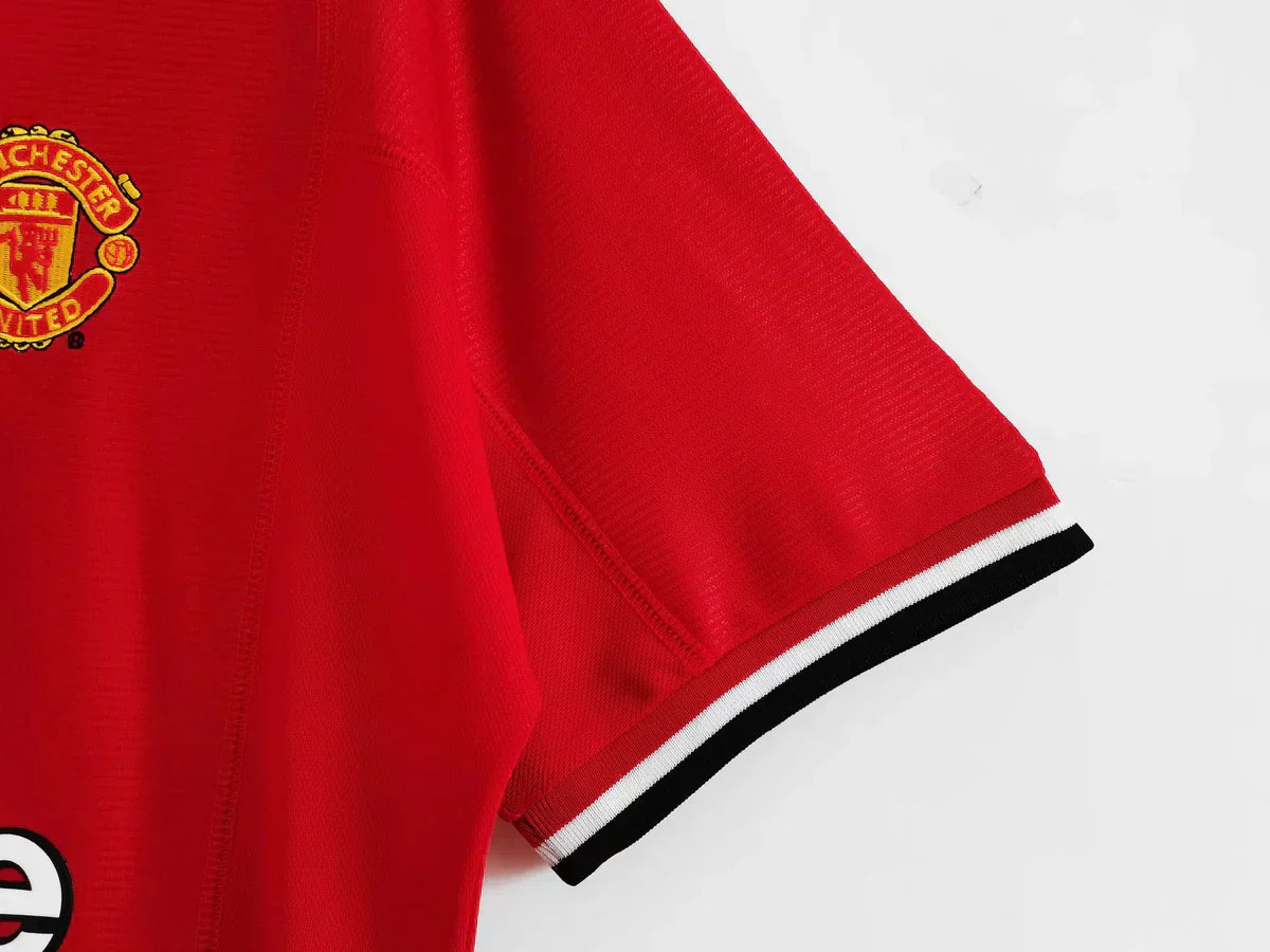 Jersey Manchester United  Retro 2000/02 - Red