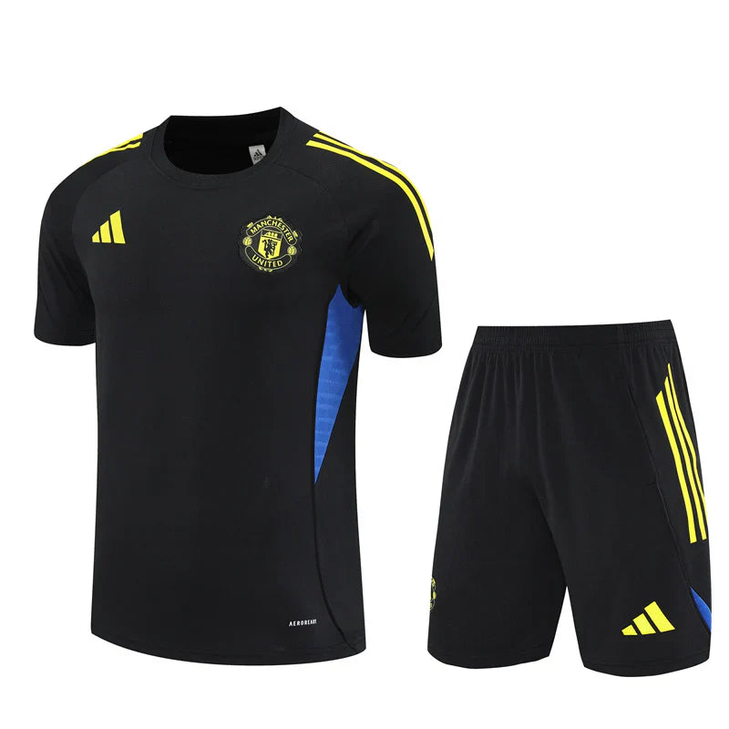 Jersey and Short Training Manchester United 25/26