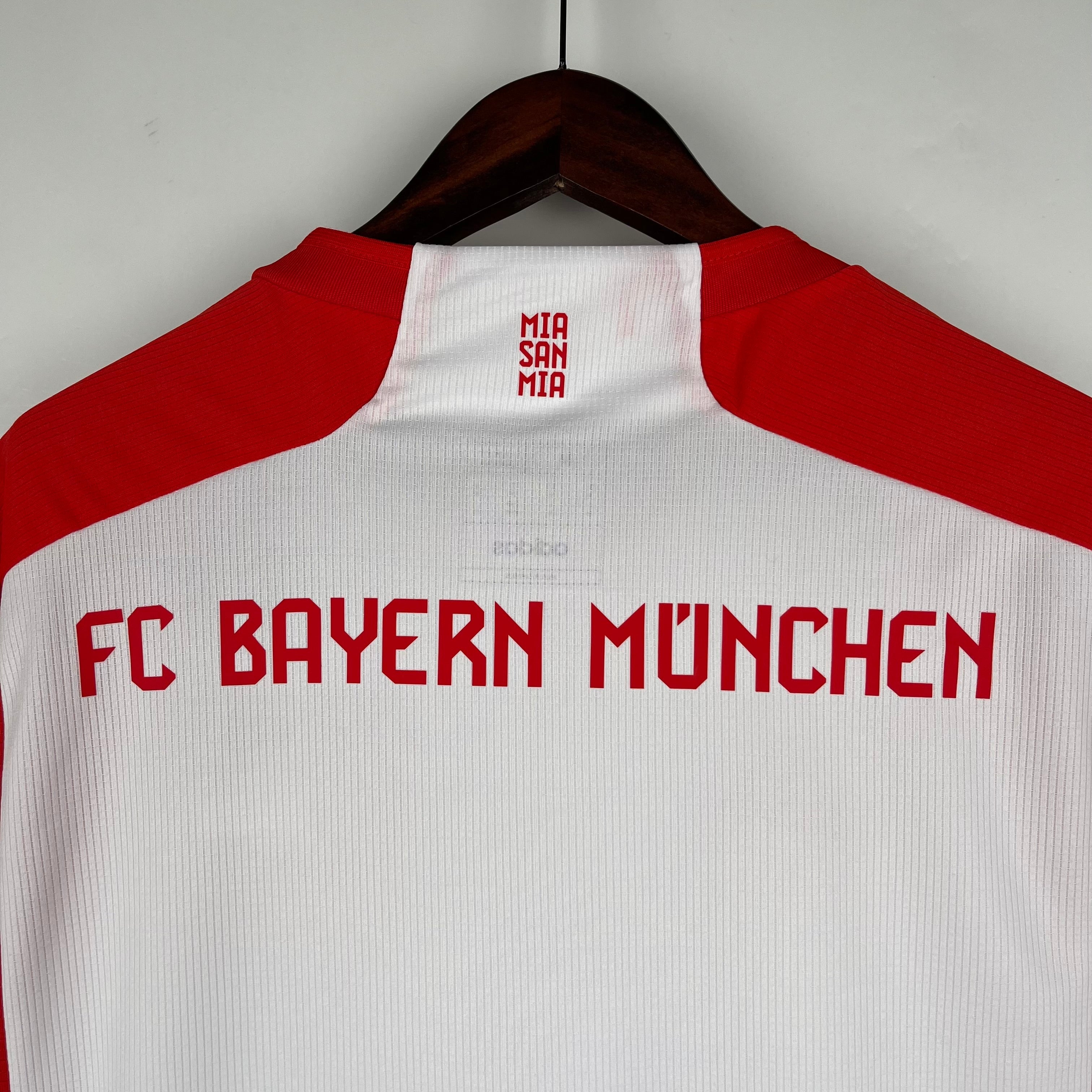 Jersey Bayern de Munique I 23/24 - Red